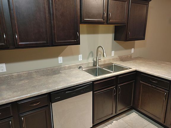 4th image of 6048 Lauren Ln