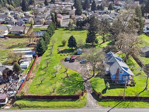 2nd image of 10405 NE 50th Ave