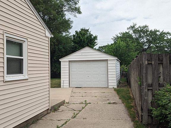 3rd image of 2007 Sauber Ave