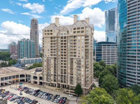 3334 Peachtree Rd NE APT 1110, Atlanta, GA 30326
