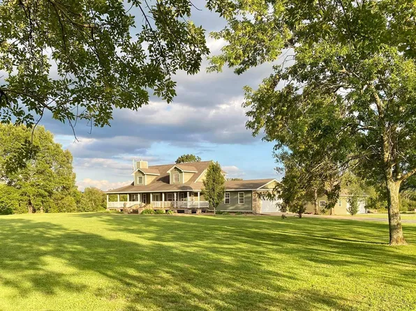 1013 Shipman Dr, Mountain View, AR 72560