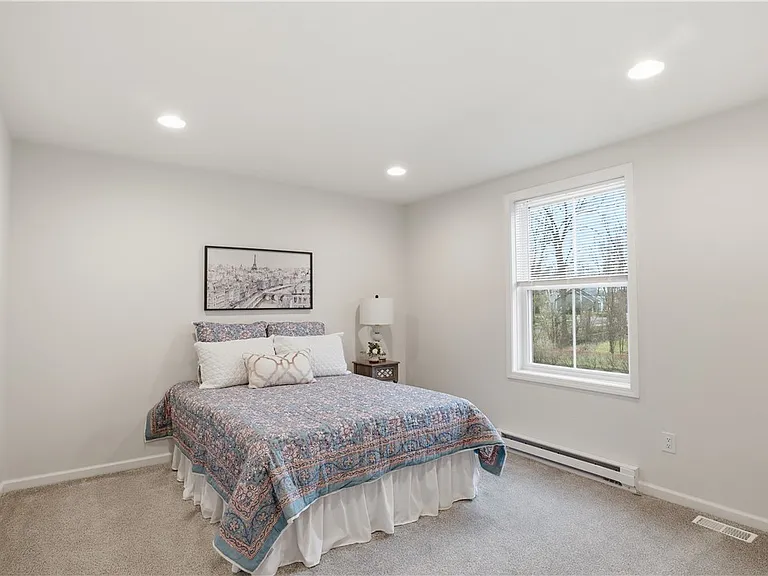8 Nightfrost Ln — Photo 23