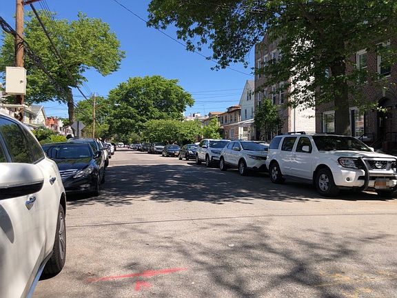4th image of 2242 E 21st St