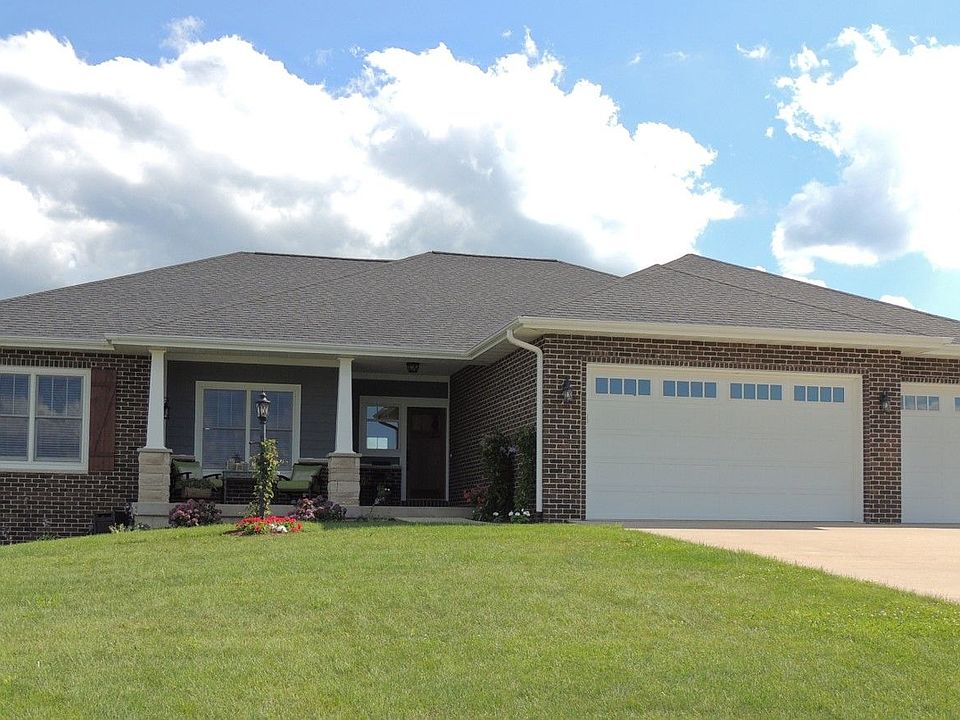 1st image of 15812 White Oak Dr