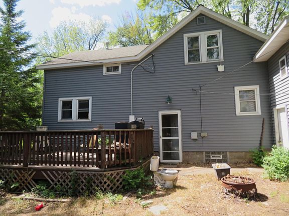 4th image of 120 Maple St