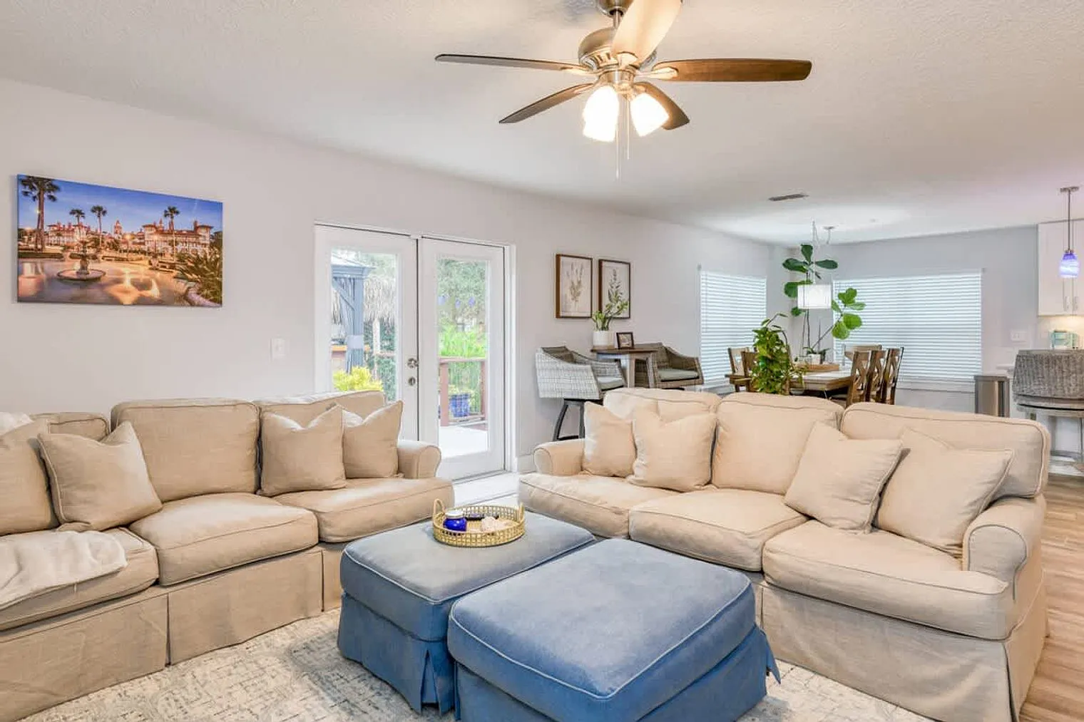 5 bed, 2.0 bath, 2744 sqft, $10,304 — Photo 3