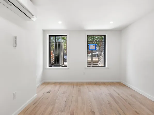 90 Covert Street image 21 of 23