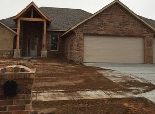 2129 Pine Creek Ave, Yukon, OK 73099