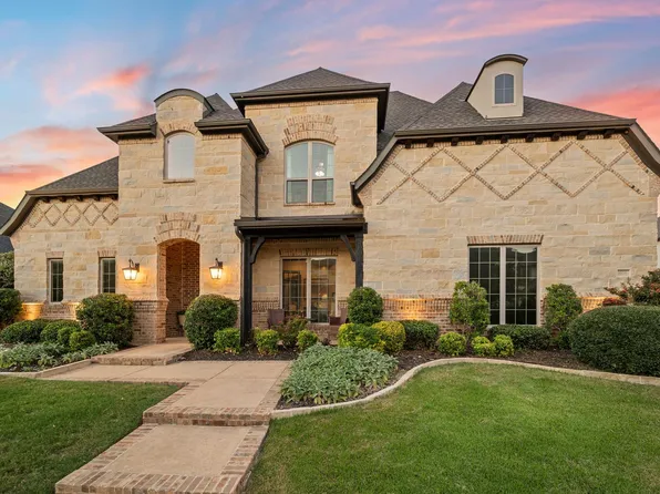 908 Lake Carillon Ln, Southlake, TX 76092