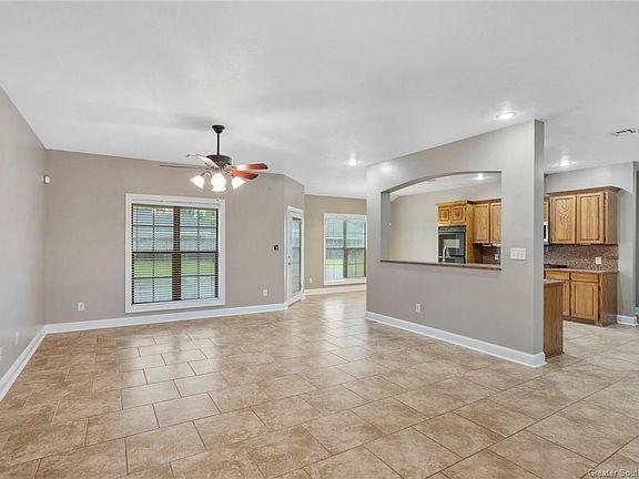 2nd image of 936 Wineberry Ln