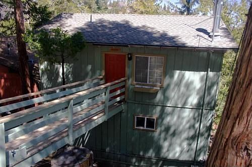 4th image of 26496 Forest Ln