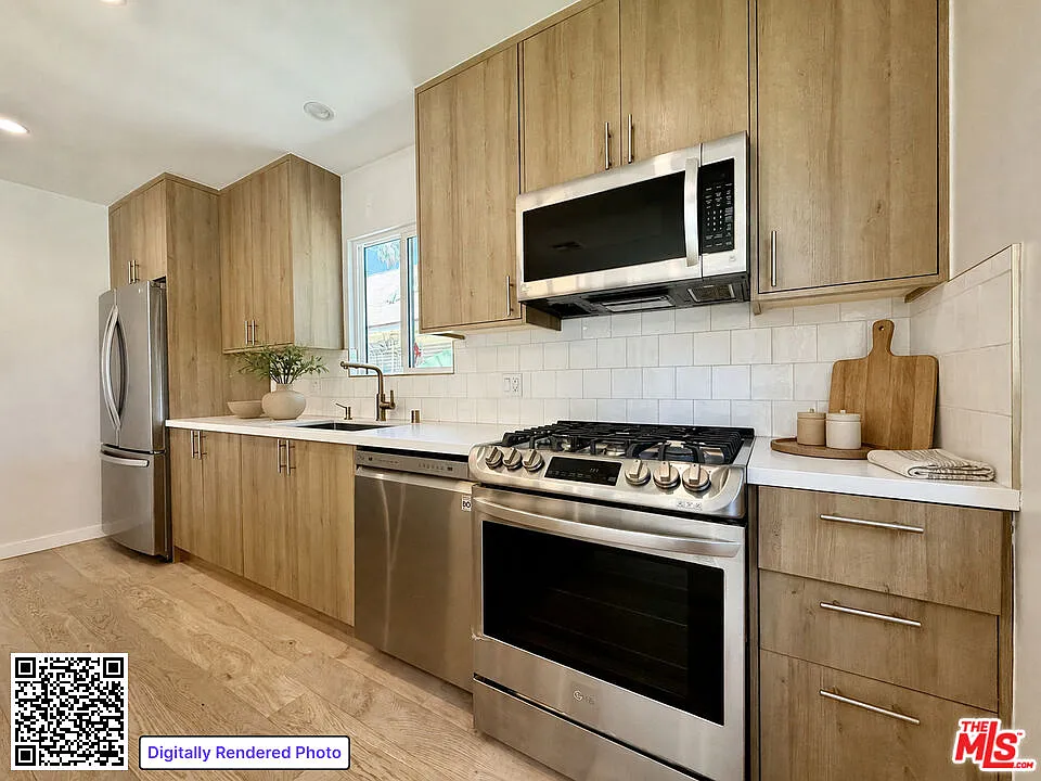 3 bed, 2.5 bath, 1798 sqft, $5,750 — Photo 4