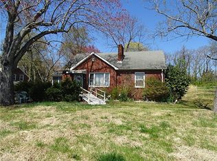 2387 E Sprague St, Winston Salem, NC 27107