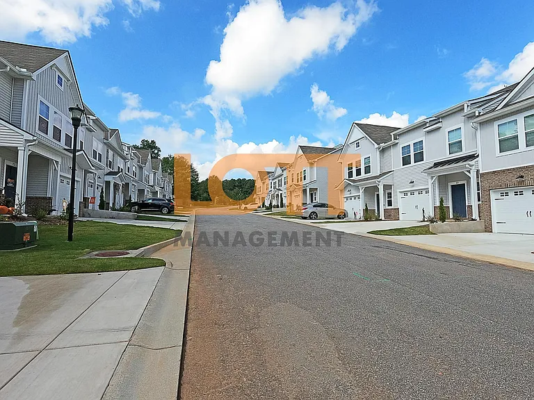 24 Jaycee Ct — Photo 3