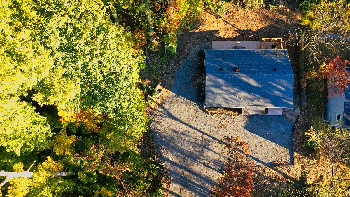 Building Photo - 226 Sunset Ave