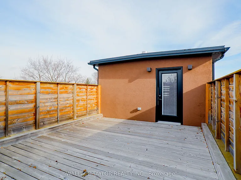148 Carlaw Ave #UPPER — Photo 25
