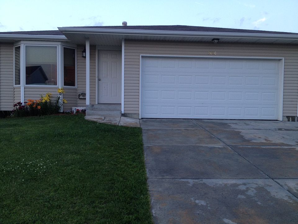 1st image of 2616 NW Chambers Dr