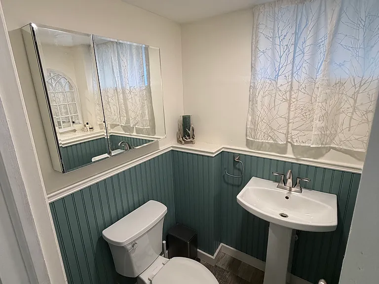 27 Lenox Ave #1 — Photo 9
