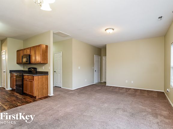 3rd image of 3418 Charterhall Ln