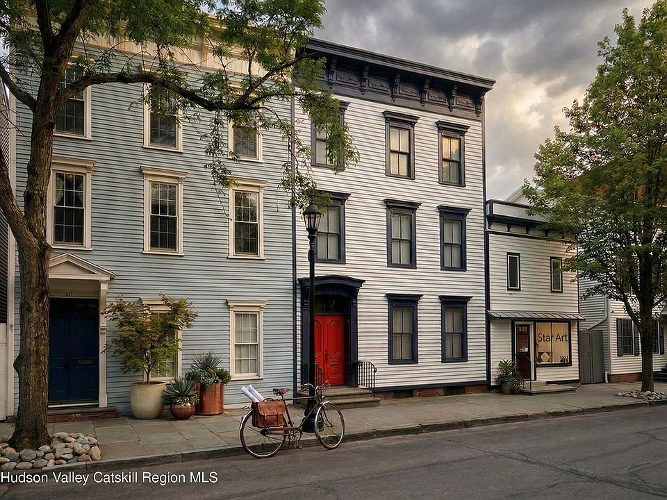 1st image of 125 Warren Street
