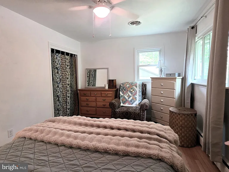 4 Carolee Dr — Photo 14