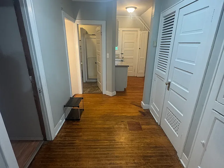 781 Ashland Ave #3 — Photo 3