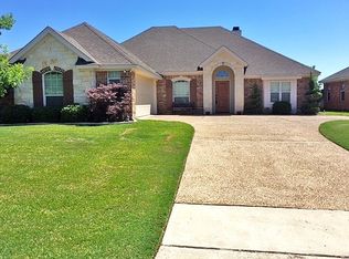 2900 Whistler Dr, Woodway, TX 76712