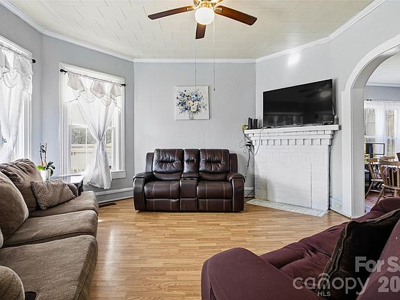 4th image of 1212 S Salisbury Ave