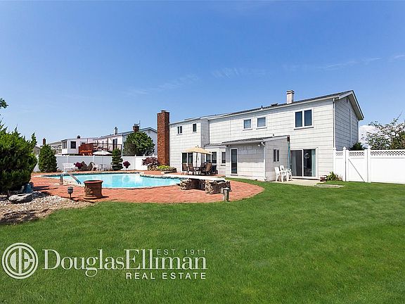 5th image of 40 Dolphin Ln E