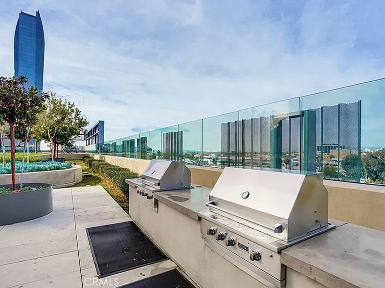 889 Francisco St #3305 — Photo 28