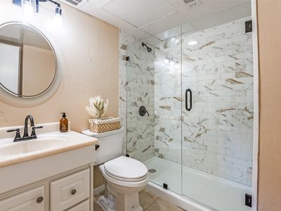 2805 Lineville Dr APT 108, Farmers Branch, TX, 75234