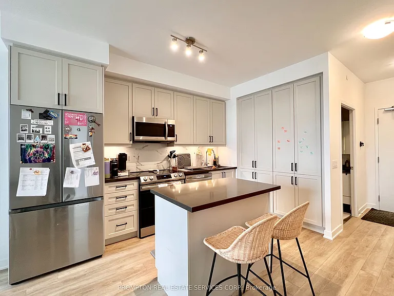 95 Oneida Cres #1208 — Photo 6