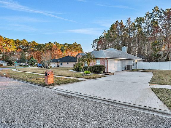 5th image of 5198 DERBY FOREST Drive N