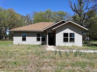 1104 E Madison St, Hazen, AR 72064