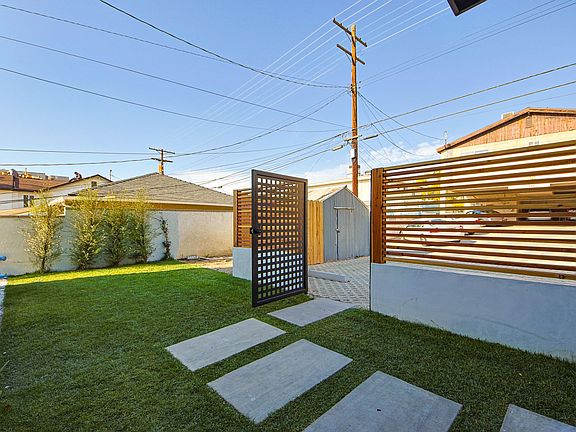 4th image of 721 E Verdugo Ave #0