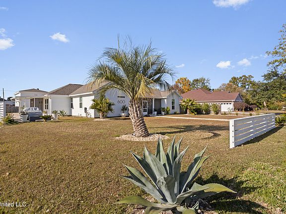3rd image of 600 Beyer Dr