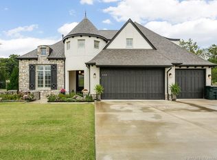 608 E Decatur St, Broken Arrow, OK 74011