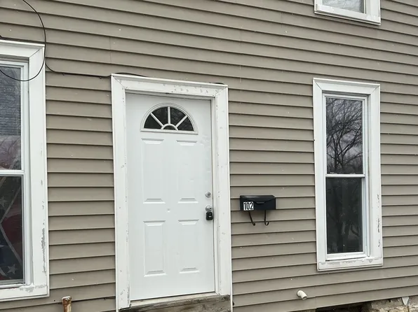 102 E Harrison St #1, Hagerstown, IN 47346
