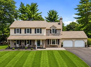 4775 White Oak Cir, Emmaus, PA 18049