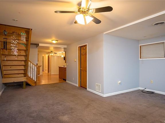 3rd image of 158 Central Ave
