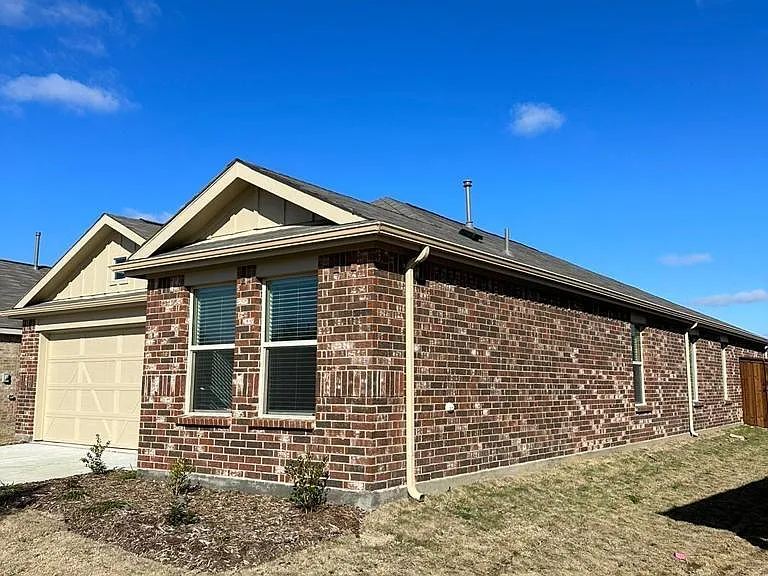 2817 Watchpoint Rd — Photo 7