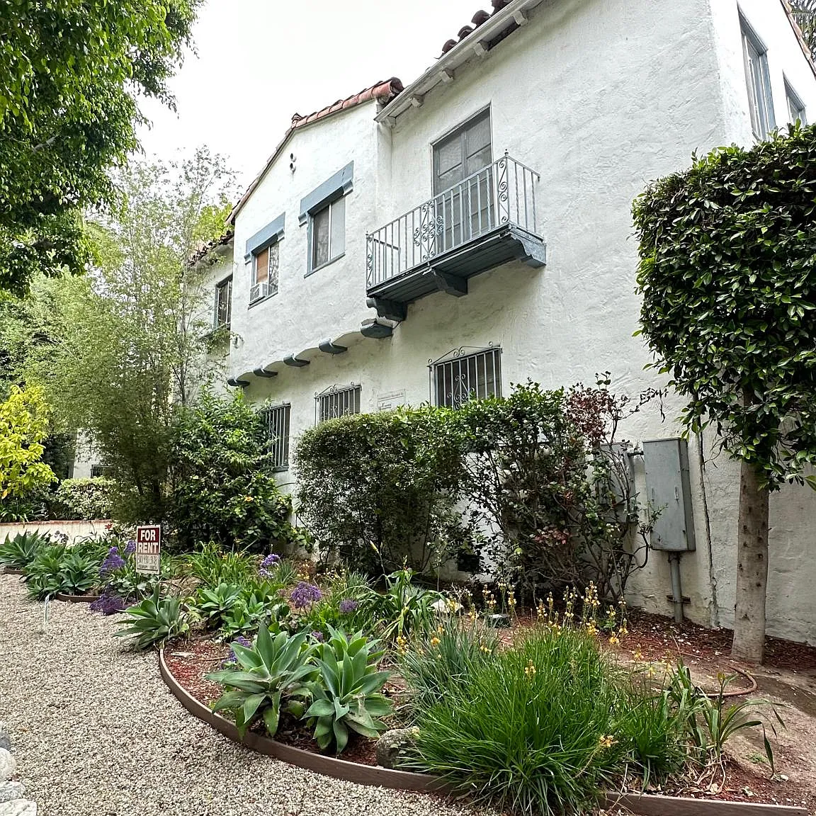 1 bed, 725 sqft, $2,395 — Photo 3