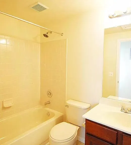 3351 Canton Ct — Photo 9