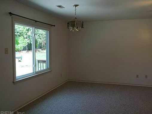 4th image of 5 Kearny Ct