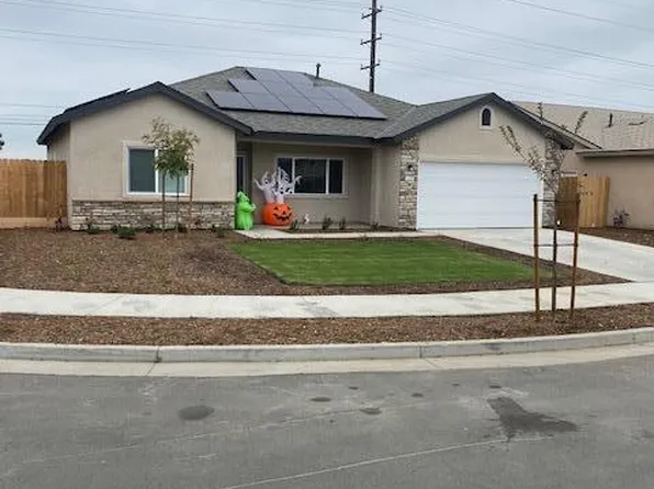 1177 S Royal Oak Court E, Porterville, CA 93257