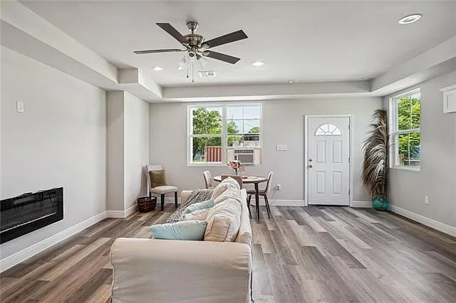 3125 Industrial Ct — Photo 4
