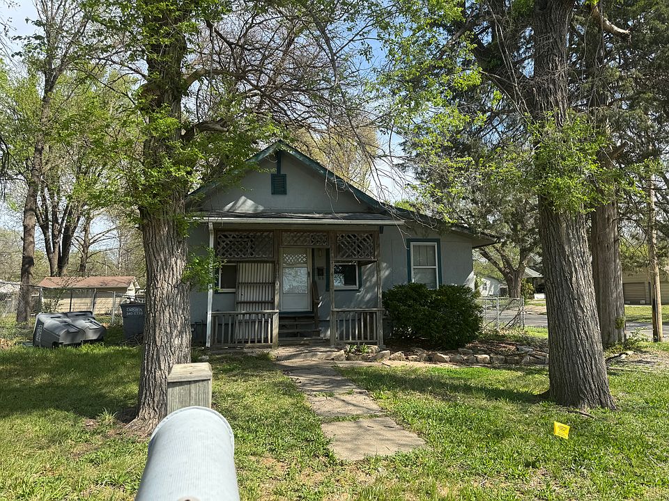 1st image of 1202 W 7th Ave