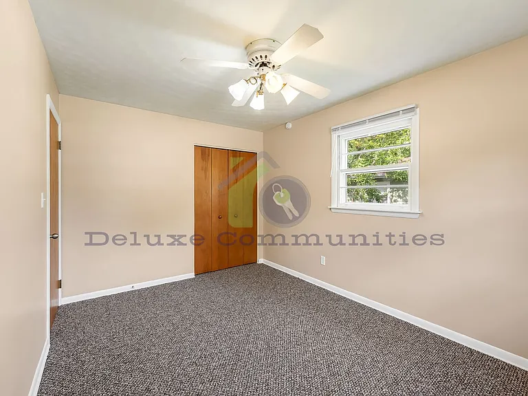 1244 Katrina Dr SE — Photo 17