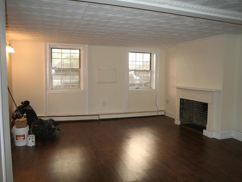 2nd image of 13 Erie St #1