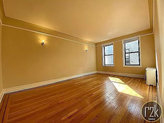 1st image of 3279 44th St #4F